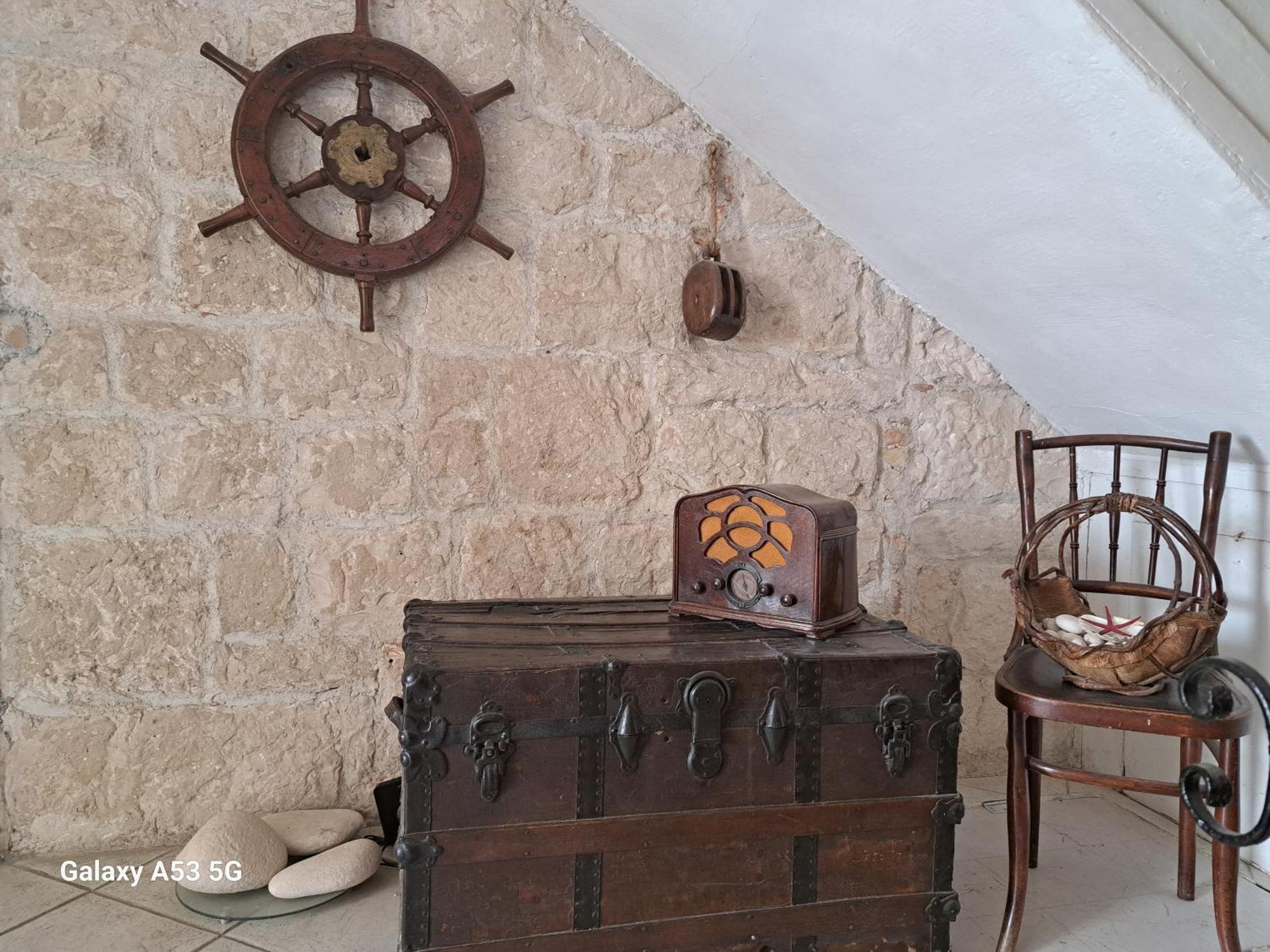Heritage Rooms Kut Vis Exterior foto